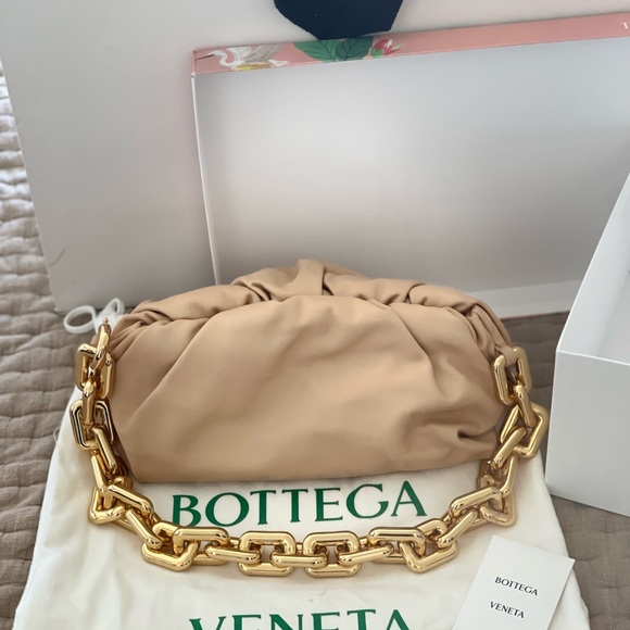 Bottega Veneta Chain Pouch - Almond - Still Available - Picture 4 of 8